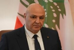 عون: هیچ سلاحی خارج از کنترل دولت لبنان، مشروعیت ندارد/ ارتش به تنهایی قدرت و مشروعیت این را دارد که بازوی نظامی انحصاری ما باشد